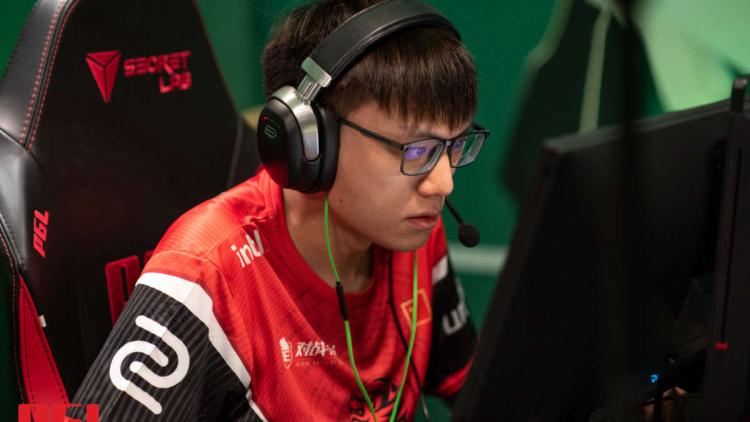 Attacker vender tilbage til startopstillingen TYLOO