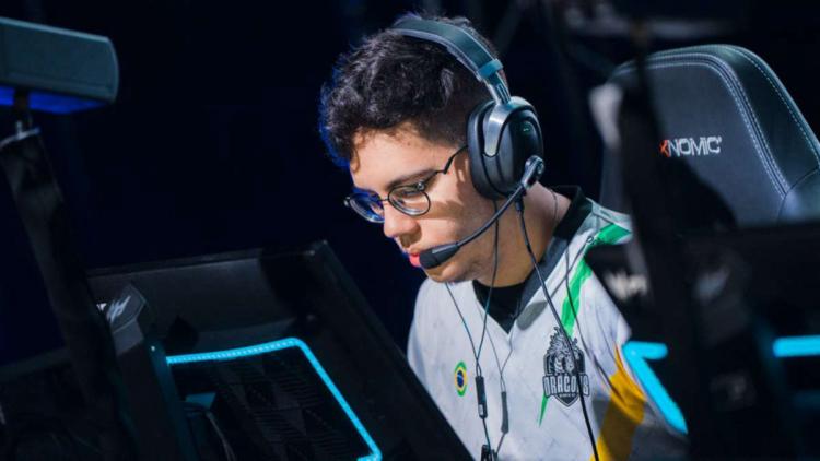 peres forlod startopstillingen Black Dragons e-Sports