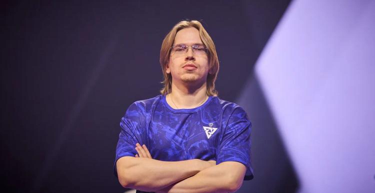 Topson vender tilbage til Dota 2 efter 9 måneders pause