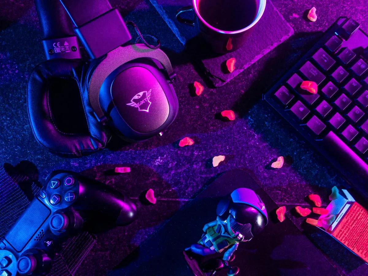 Når pixels møder profit: Skæringspunktet mellem e-sport, gaming og kryptovalutaer