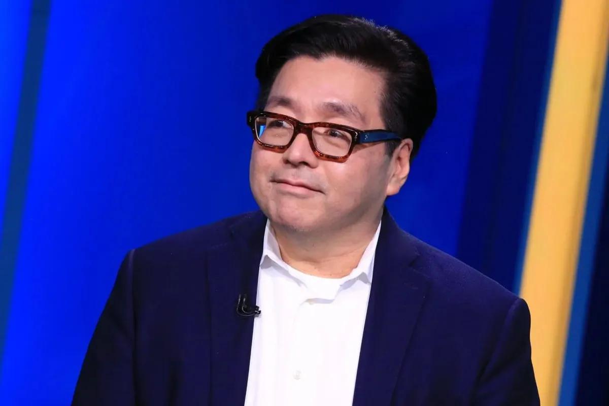 Tom Lee forudsiger en stigning i Ethereum til $20.000 i 2026, men med et rødt flag