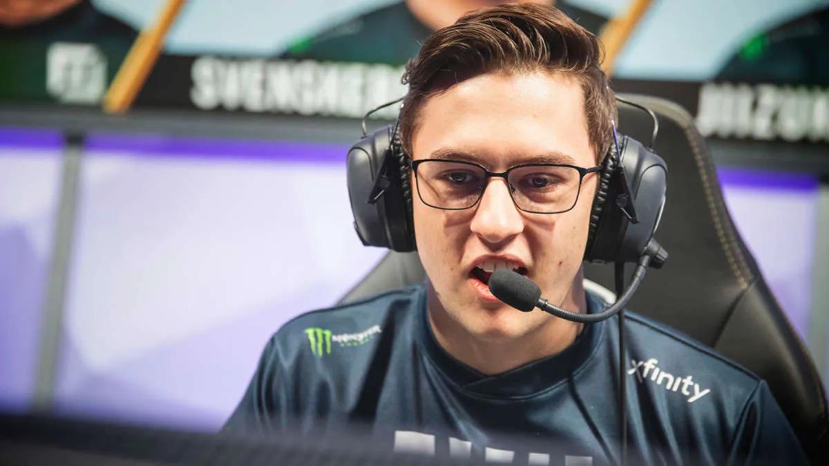 Svenskeren venstre Evil Geniuses