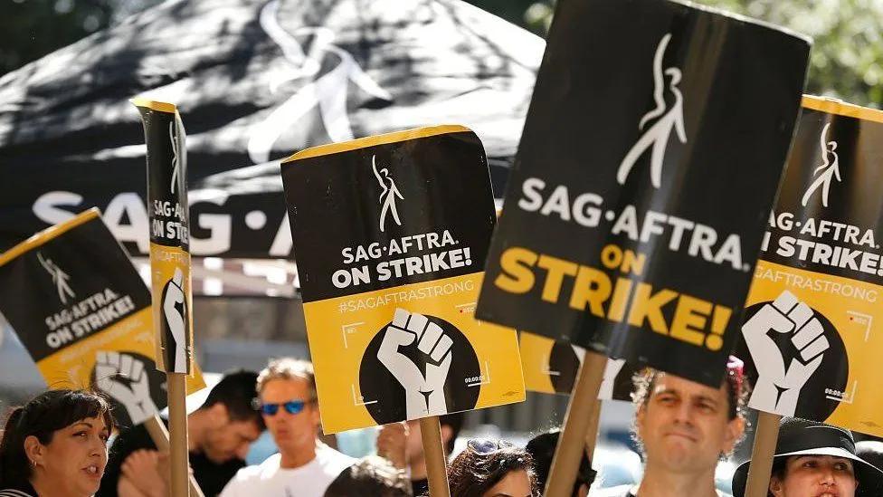 Standoff Looms: SAG-AFTRA Threatens Strike Against Video Game Giants