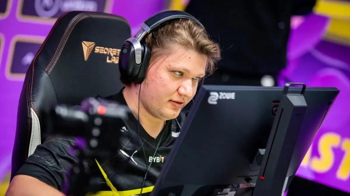 The cost of s1mple stickers doubled after his departure from NAVI