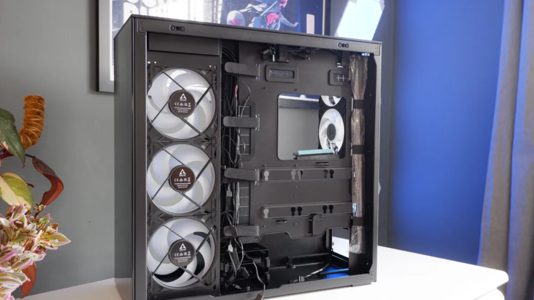 Arctic Xtender PC Case Review – Stylish Mid-Tower with Strong Cooling and Smart Design 4